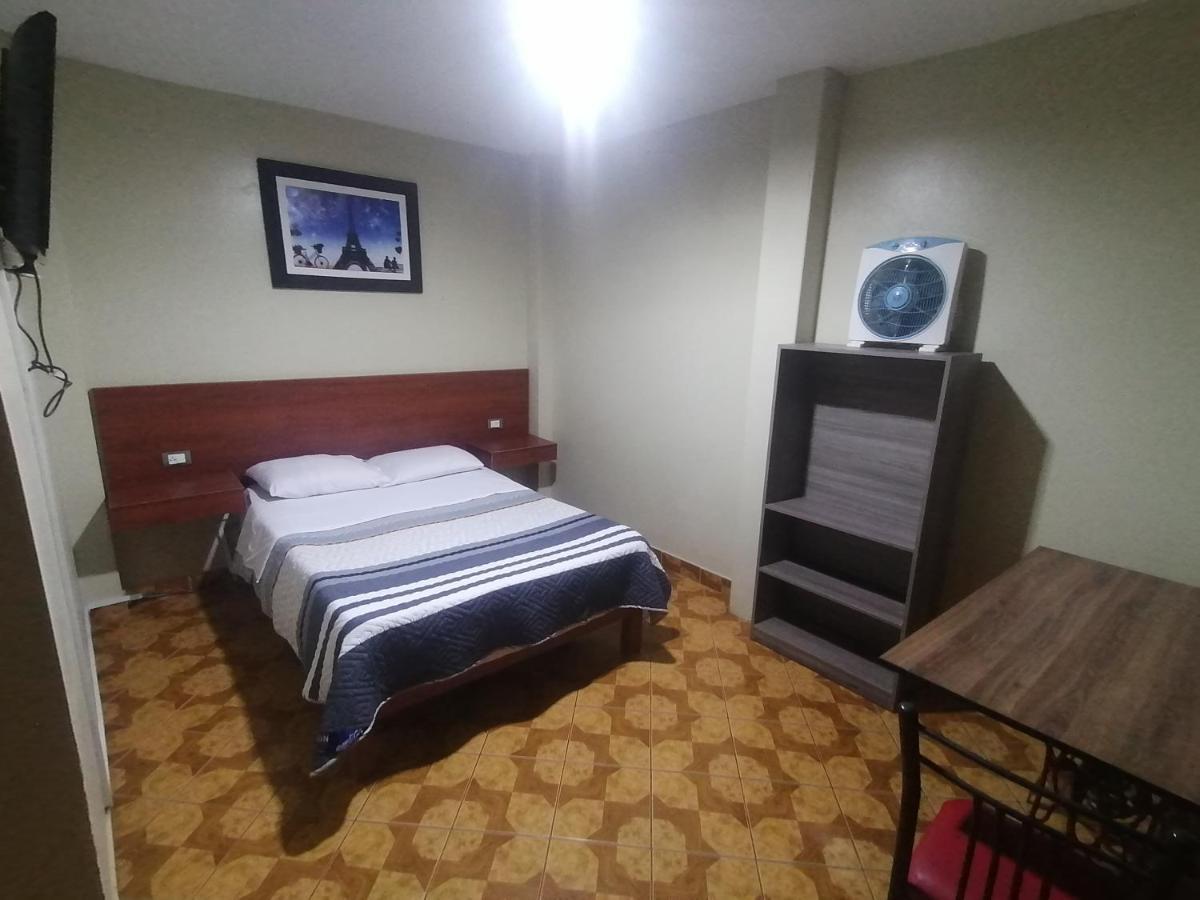 Hostal Continental Νάζκα Εξωτερικό φωτογραφία