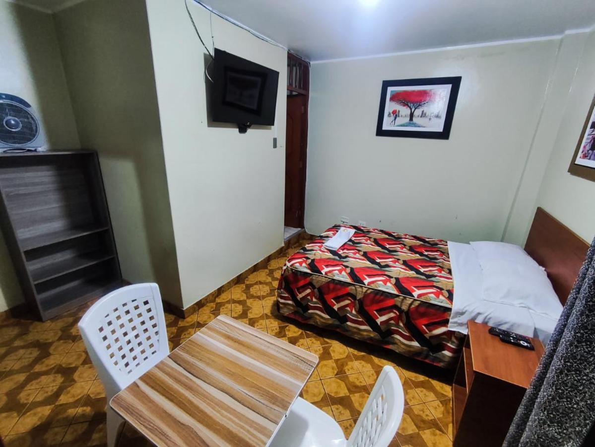 Hostal Continental Νάζκα Εξωτερικό φωτογραφία